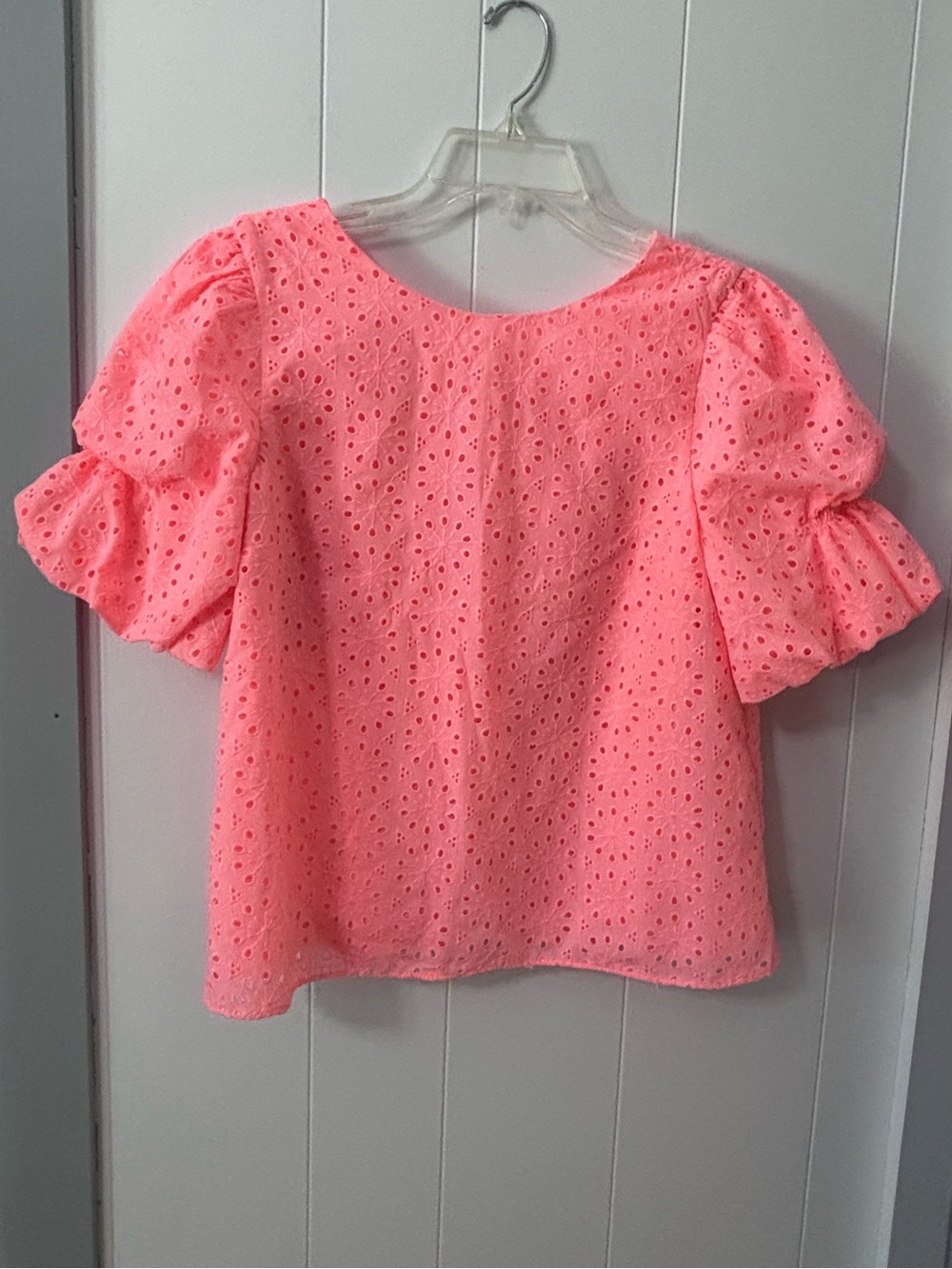 Lilly Pulitzer Puff Sleeved Embroidered Neon Coral Top Size M